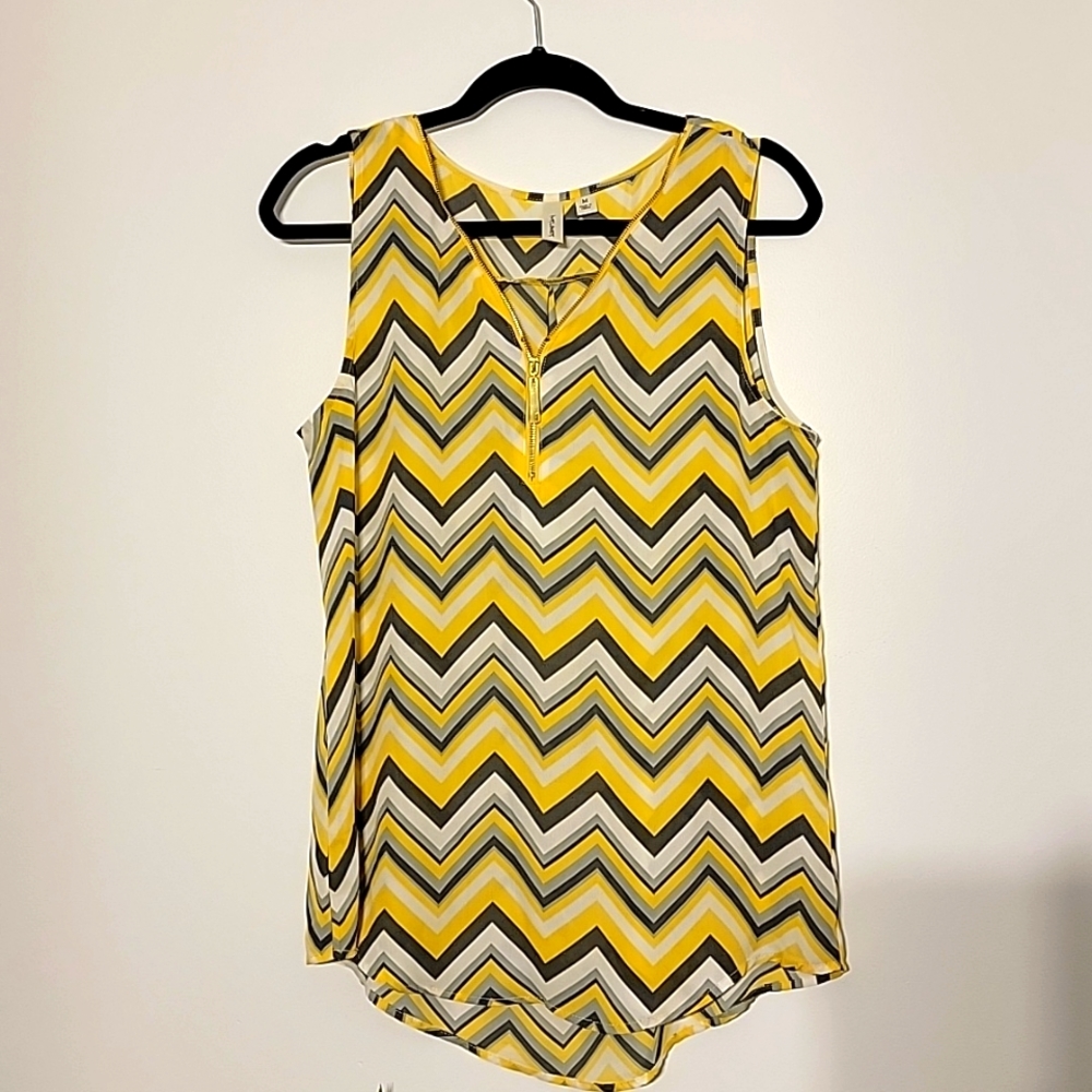 Tacera Abstract blouse 👚 ♥️ 🤩